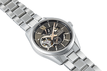 ZEGAREK ORIENT STAR Mechanical Semi-Skeleton RE-AV0004N00B