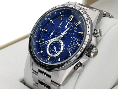 ZEGAREK CITIZEN ECO-DRIVE AT8218-81L RADIO CONTROLLED