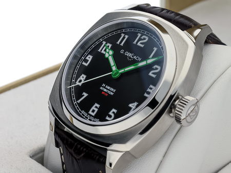 ZEGAREK MĘSKI G. GERLACH CZOŁG 7TP AUTOMAT GGCZ7TP