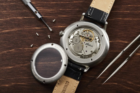 ZEGAREK BŁONIE Zodiak Mechaniczny Czarny